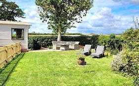 Badgers Rest Loddon